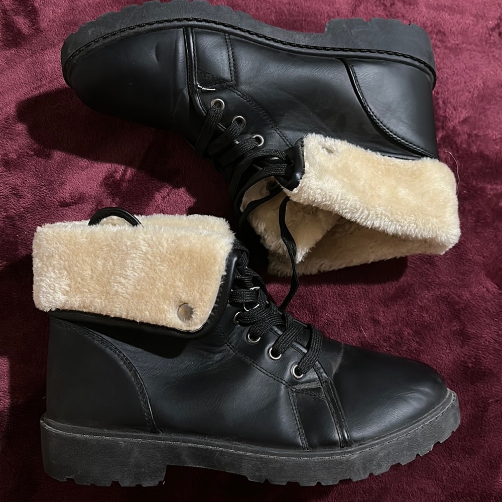 WOMEN'S OLIVIA MILLER ANA LACE-UP BOOTIES